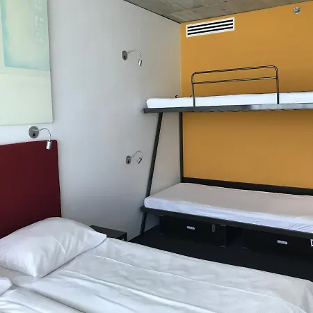 Hotel Cube Savognin 3*