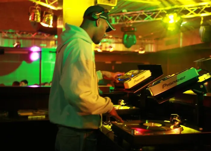 Cube Savognin Hotel 3*