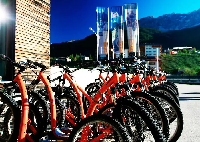 Hotel Cube Savognin 3*