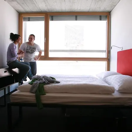 Hotel Cube Savognin Inklusive Skipass 3*