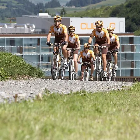 Cube Savognin Inklusive Skipass Hotel 3*