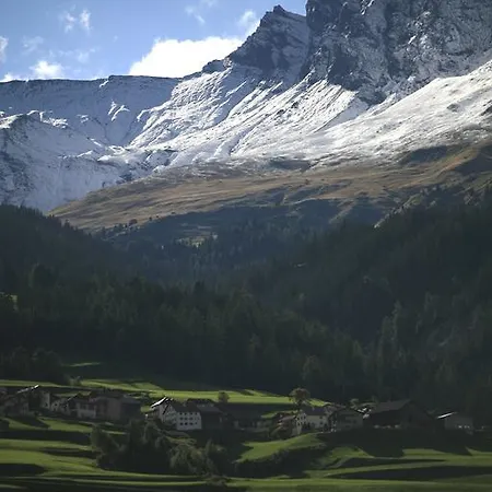 Hotel Cube Savognin Inklusive Skipass