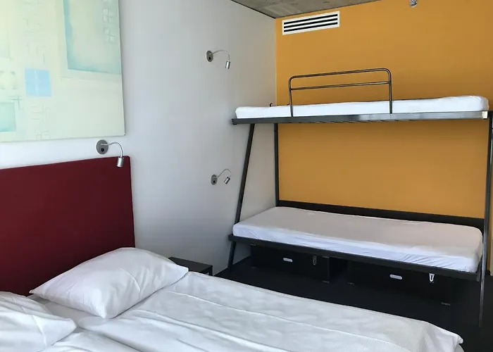 Hotel Cube Savognin Inklusive Skipass 3*