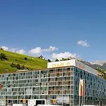 Ξενοδοχείο Cube Savognin Inklusive Skipass 3*