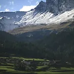 Ξενοδοχείο Cube Savognin Inklusive Skipass